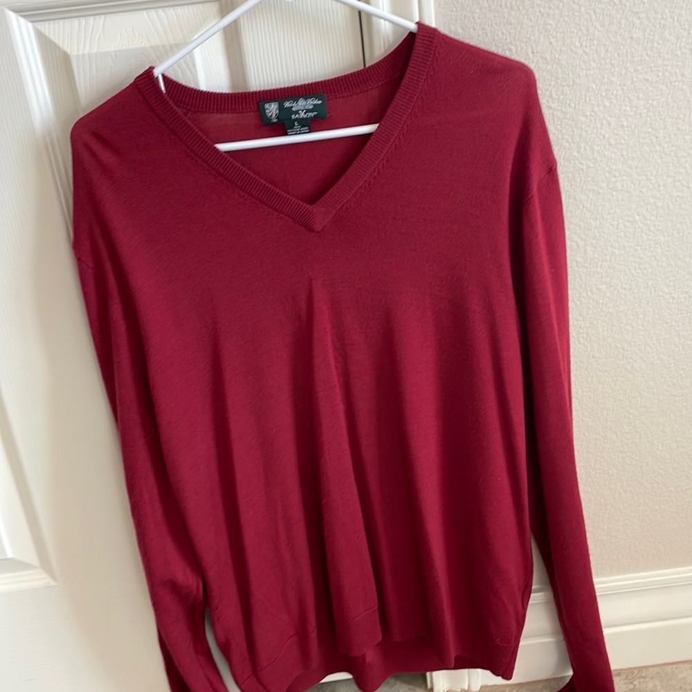 Brooks brothers wool V-neck sweater in burgundy